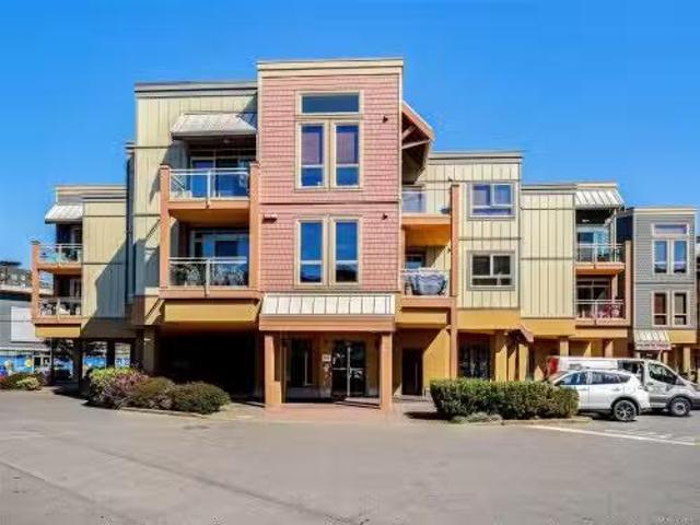 Condo for sale in Langford, British Columbia