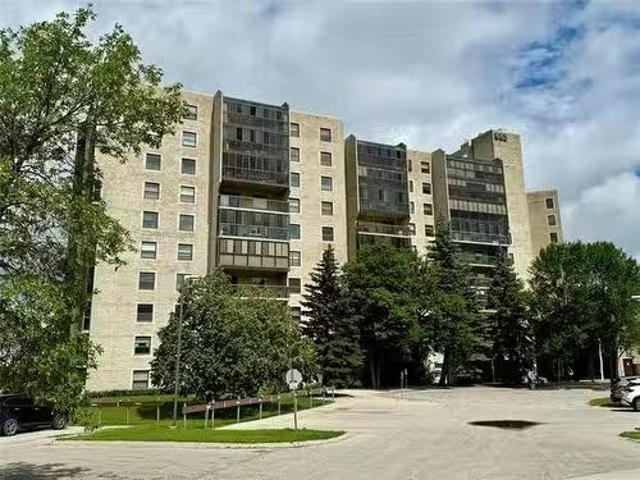 Condo for sale in East St. Paul, Manitoba