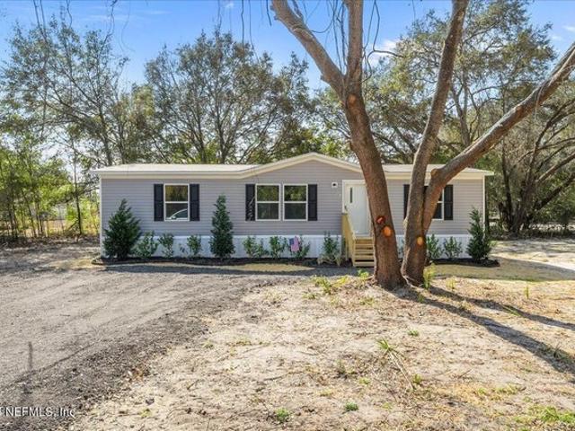 House for sale in Interlachen, Florida