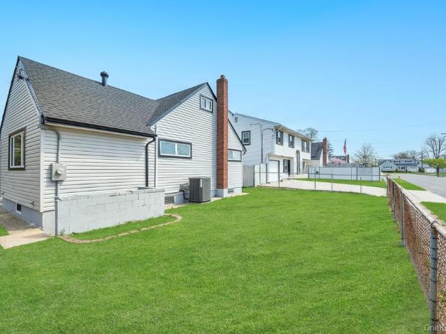 House for sale in Babylon, New York