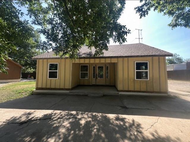 House for sale in Farmersville, Texas