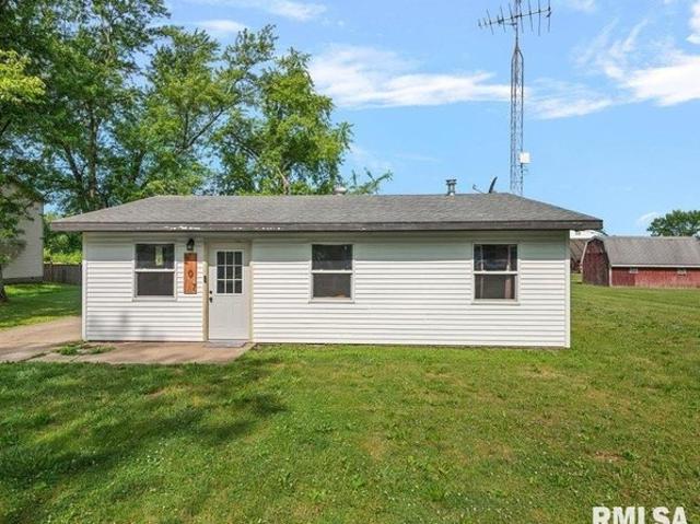 House for sale in Girard, Illinois