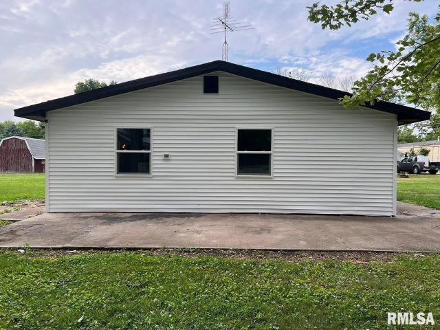 House for sale in Girard, Illinois