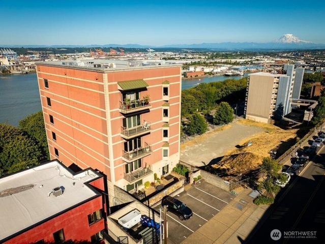 Condo for sale in Tacoma, Washington