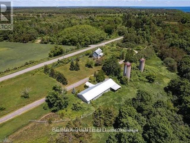 Farm for sale in Ontario