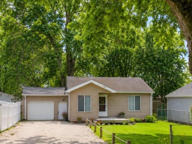 House for sale in Council Bluffs, Iowa