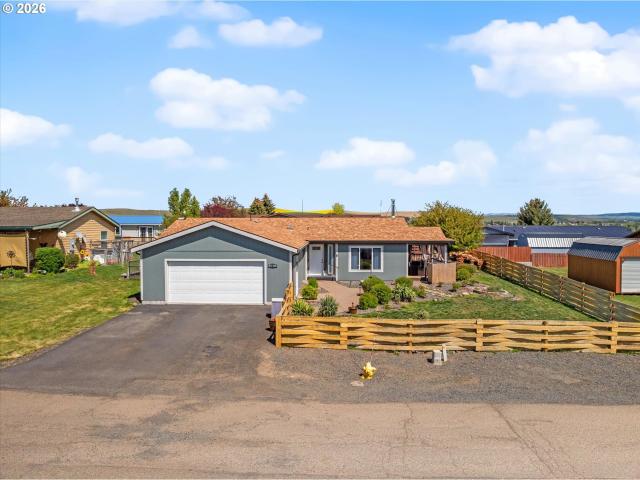 House for sale in Oregonia