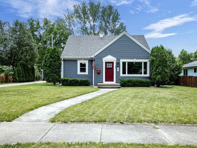 House for sale in Neenah, Wisconsin