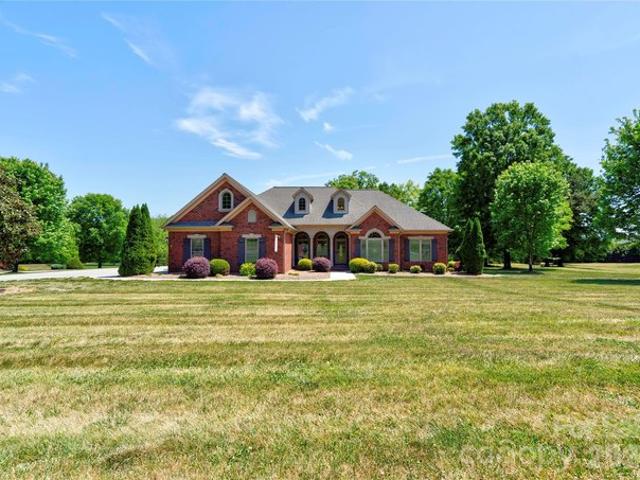 House for sale in Cherryville, North Carolina