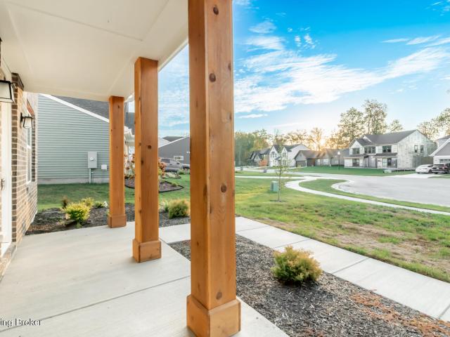 House for sale in Shepherdsville, Bullitt County