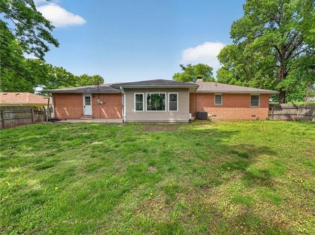 House for sale in Gower, Missouri