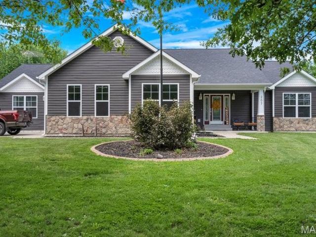 House for sale in Jonesburg, Missouri