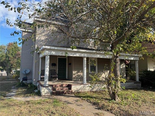 House for sale in Wood River, Illinois