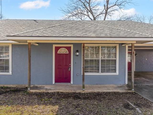 House for sale in Leonard