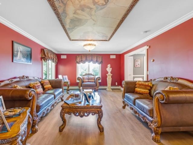 House for sale in Cedar Grove, New Jersey