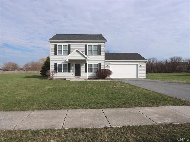 House for sale in Sackets Harbor, New York