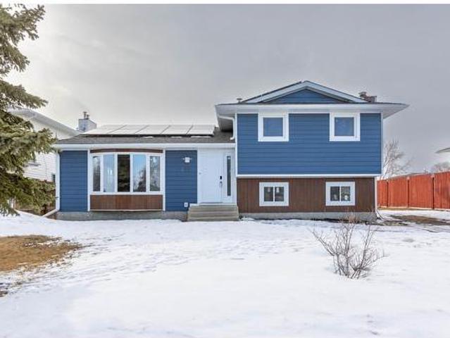House for sale in Morinville, Alberta