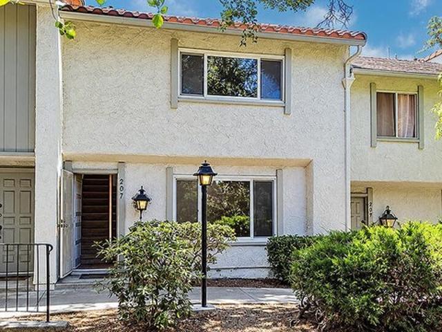 Townhouse for sale in Newbury Park, California