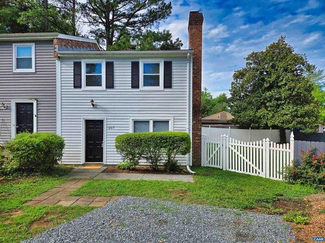 Townhouse for sale in Virginia