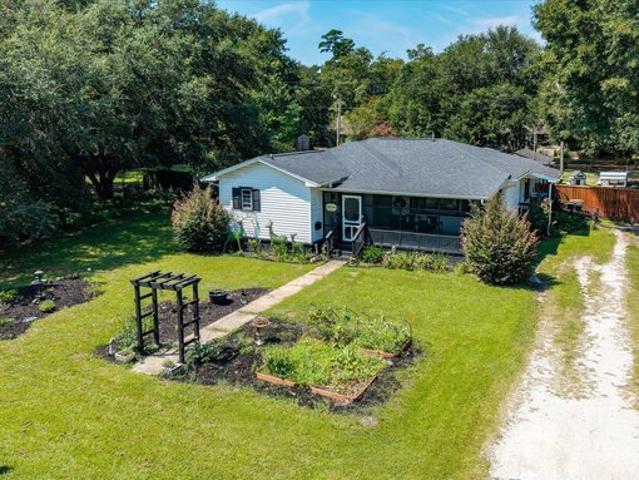 House for sale in Moncks Corner, South Carolina