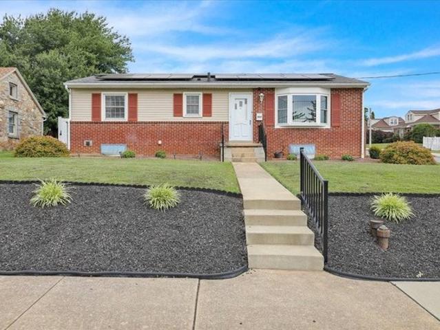House for sale in New Holland, Pennsylvania