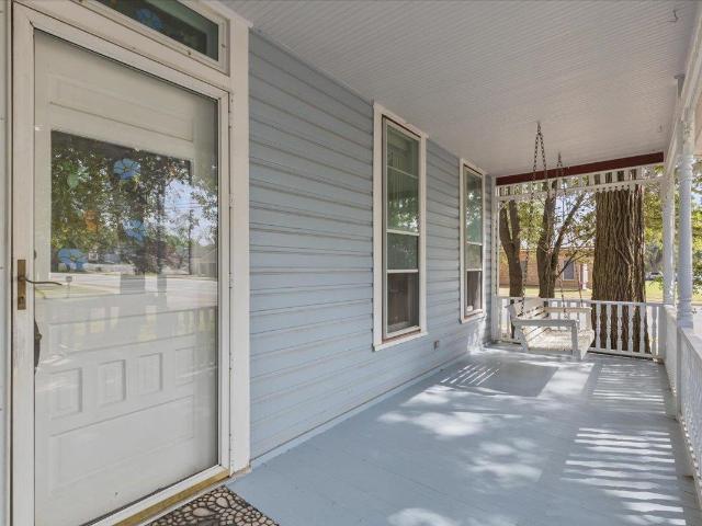 House for sale in Smithville, Texas