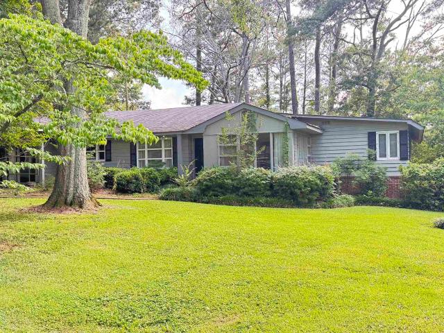 House for sale in Centre, Alabama
