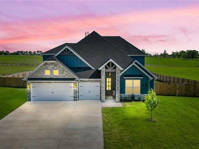 House for sale in Ark