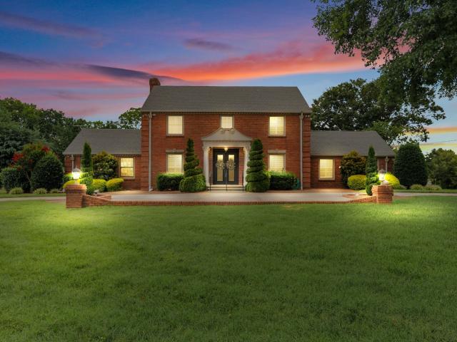 House for sale in Old Hickory