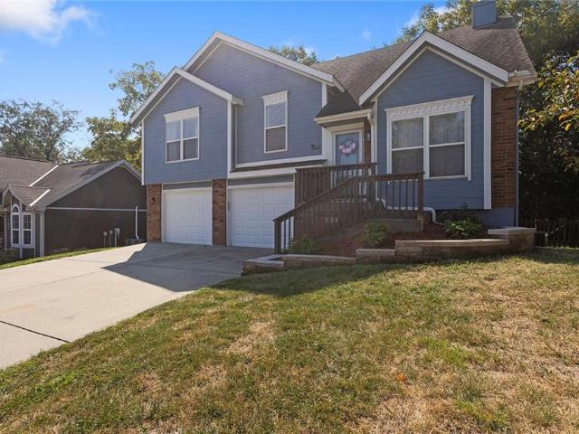 House for sale in Harborview, Smithville