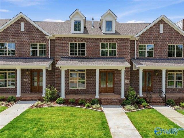 Townhouse for sale in Longwood, Huntsville