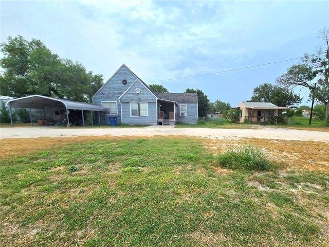 House for sale in Three Rivers, Texas