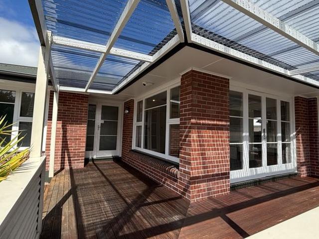 House for rent in Chaslands, Canterbury