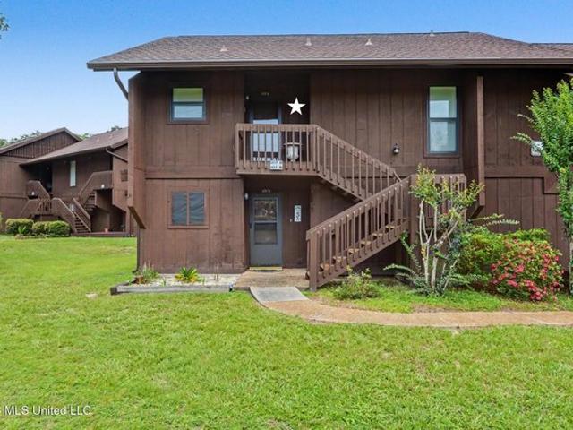 Condo for sale in Diamondhead, Mississippi