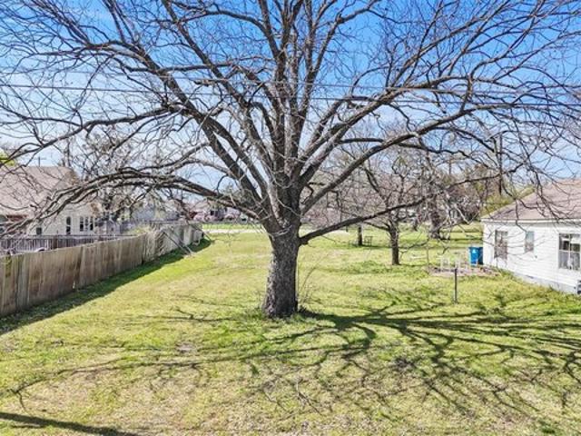 Land for sale in Tom Bean, Texas