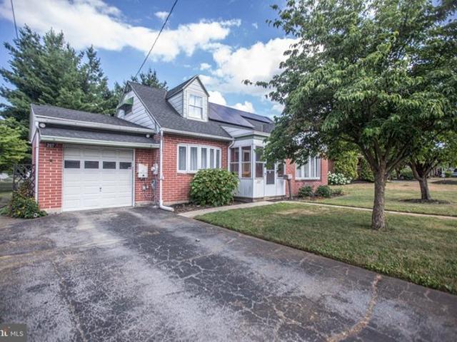 House for sale in Robesonia, Pennsylvania