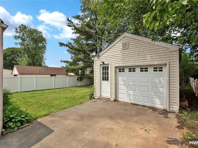 House for sale in Bergenfield