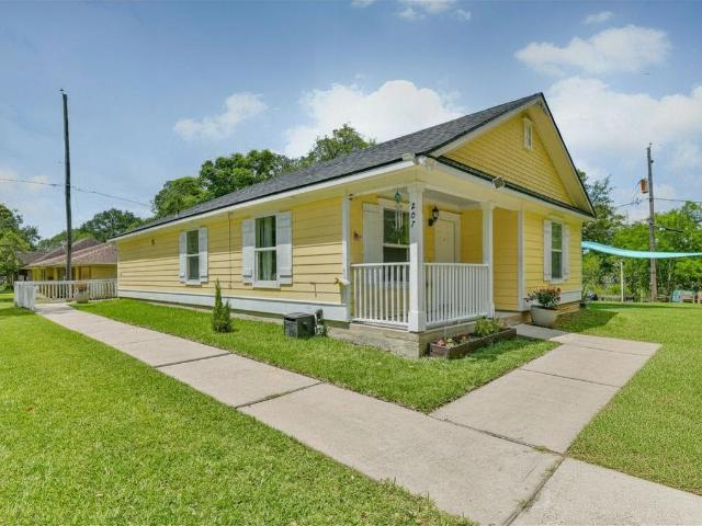 House for sale in Hitchcock, Texas