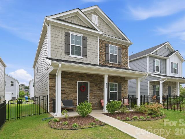 House for sale in Mecklenburg, North Carolina