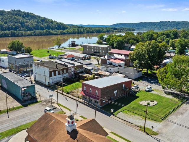 Commercial for sale in Manchester, Adams County