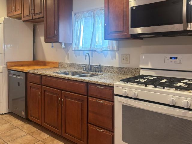 Duplex for rent in Bordentown, Burlington County