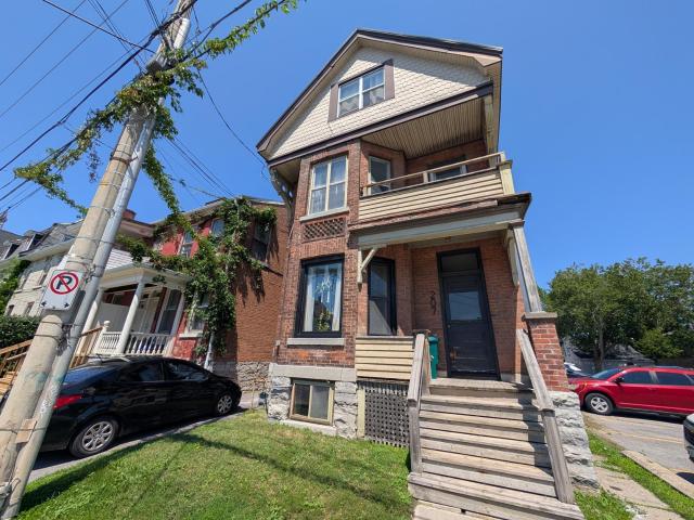 Apartment for rent in Kingston, Ontario