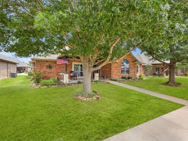 House for sale in Ellis, Texas