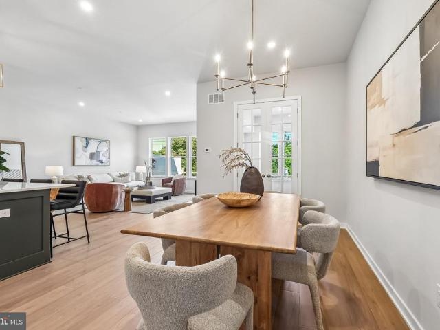 Townhouse for sale in Valley Forge Towers, Upper Merion Township