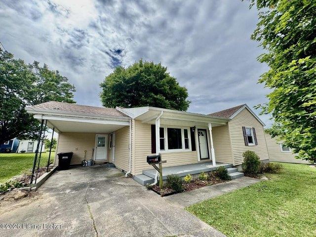 House for sale in Springfield, Kentucky