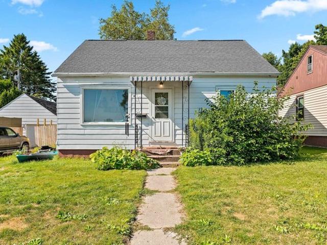 House for sale in Algoma, Wisconsin