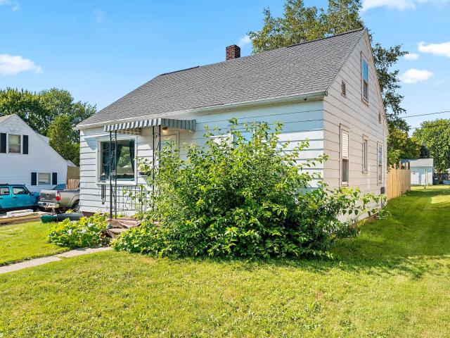 House for sale in Algoma, Wisconsin