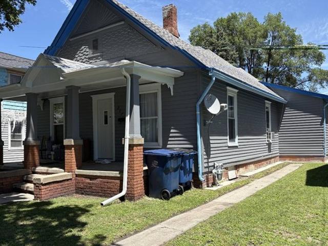 House for sale in Monmouth, Illinois