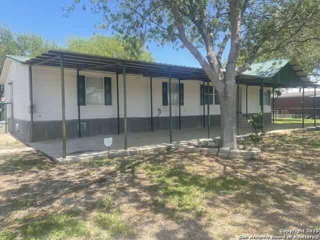 House for sale in Bigfoot, Texas