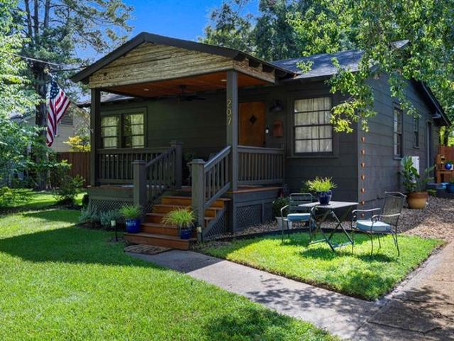 House for sale in Marion, Texas